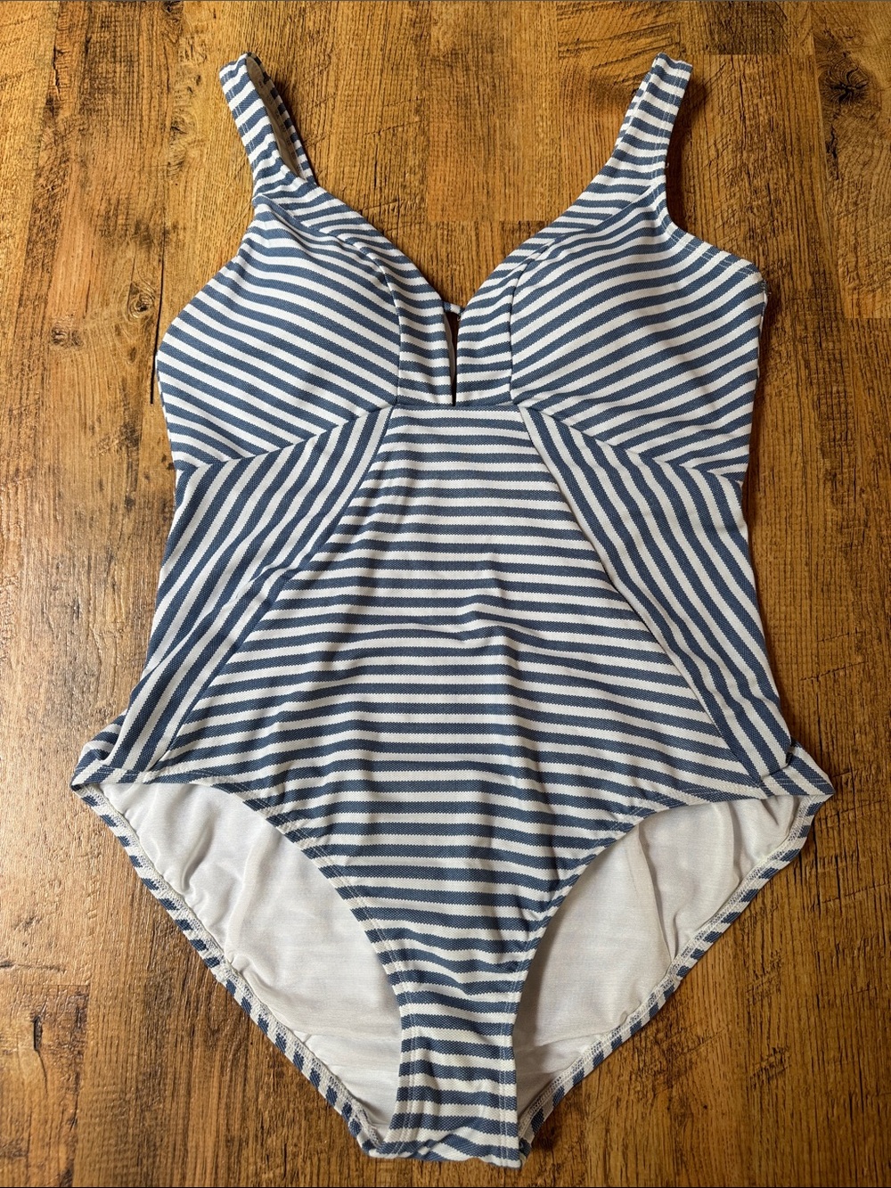Women's Time & Tru Navy and White Striped One-Piece swimsuit Sz: L (12-14) NWOT